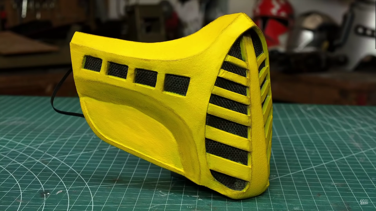 “Get Over Here!” with this Scorpion DIY Mask