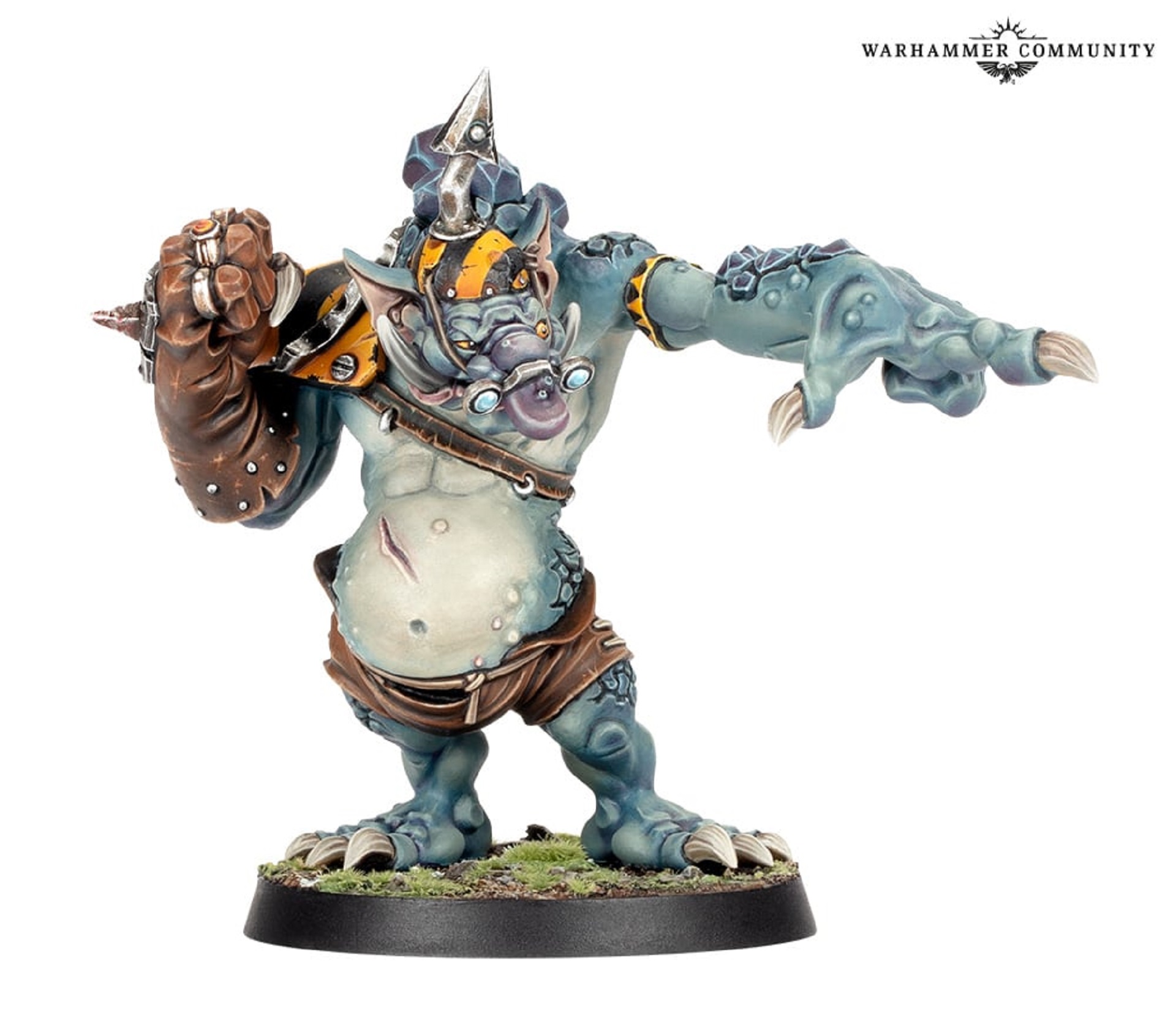The Pigskin Poindexter: A Brilliant Troll Makes the Play in Blood Bowl