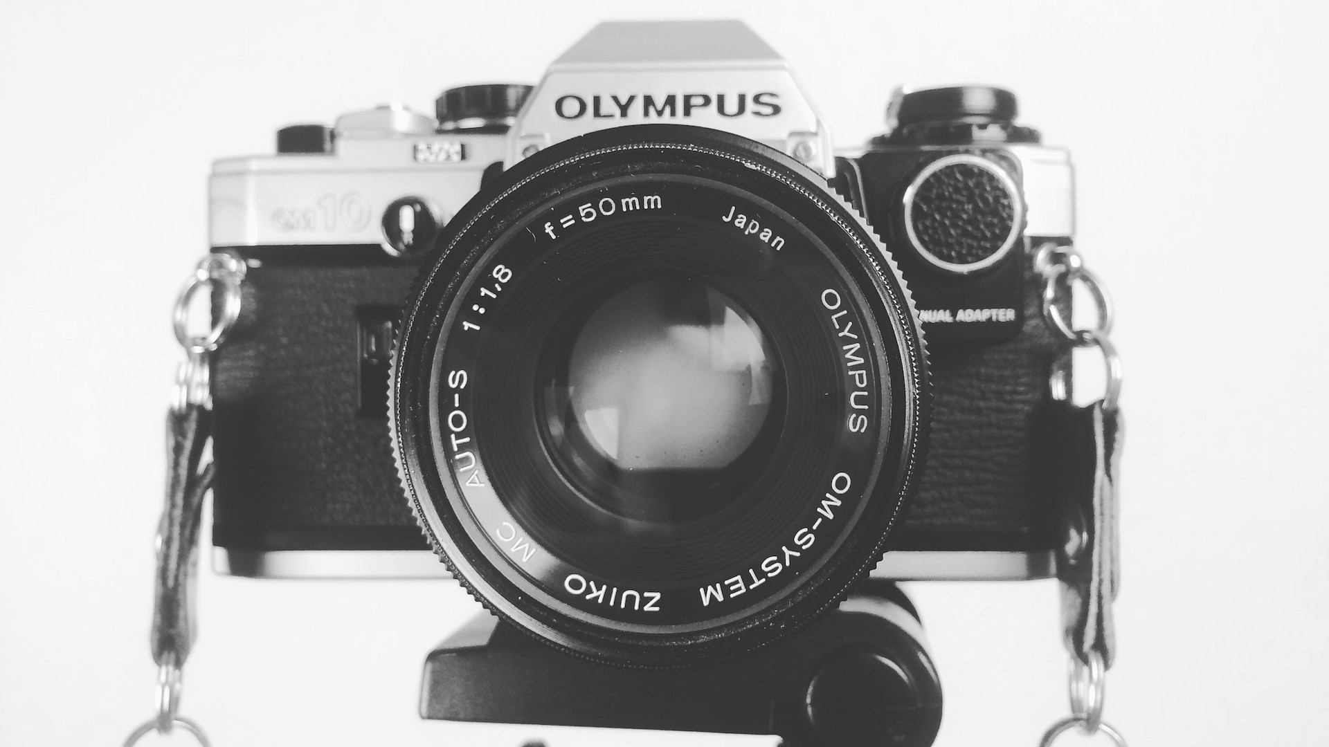 How To Share Your Photos Safely by Removing Metadata