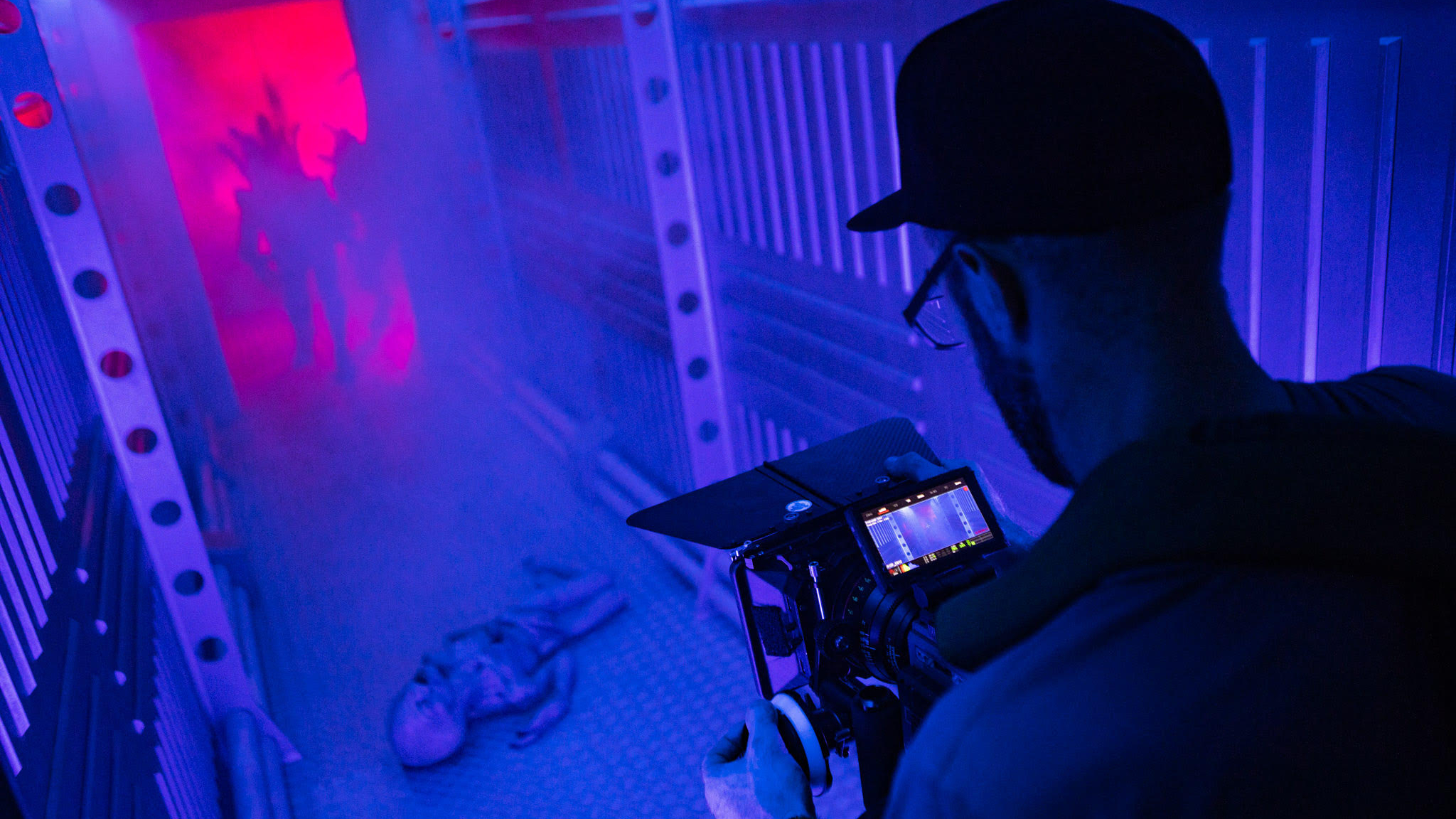 Director of No Man’s Land Hopes to Produce New Alien and Predator Content, Full-Length Films